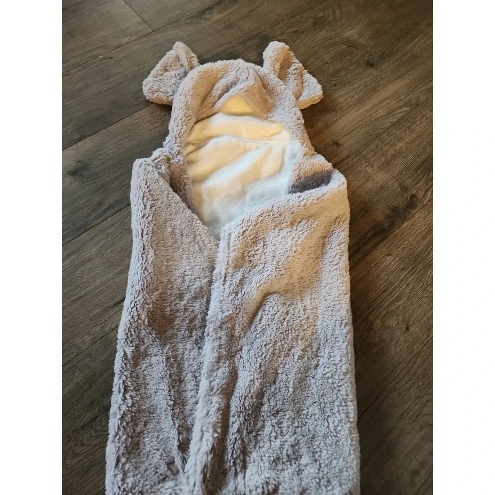 Pottery Barn Kids Forest Friends Sherpa Lined Baby Hooded Mouse Blanket Elephant